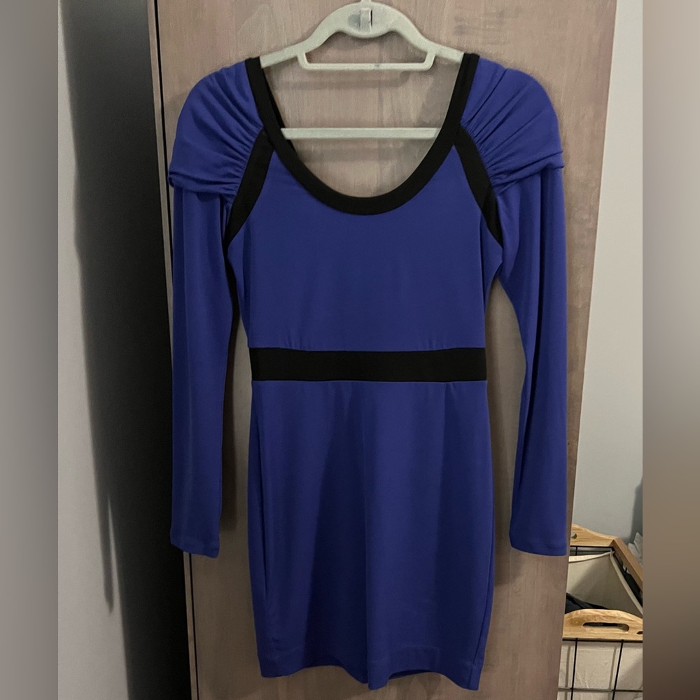 BCBGeneration dress. Size XS. Like new condition.